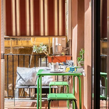 Dulcis In Colosseo Apartments-3